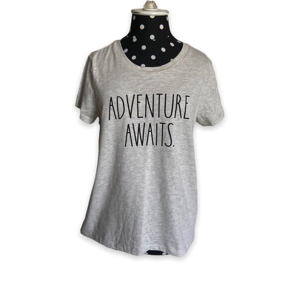 Rae Dunn Womens Tee Size Small Adventure Awaits Ecru Heather Minimalist Top - Picture 1 of 3
